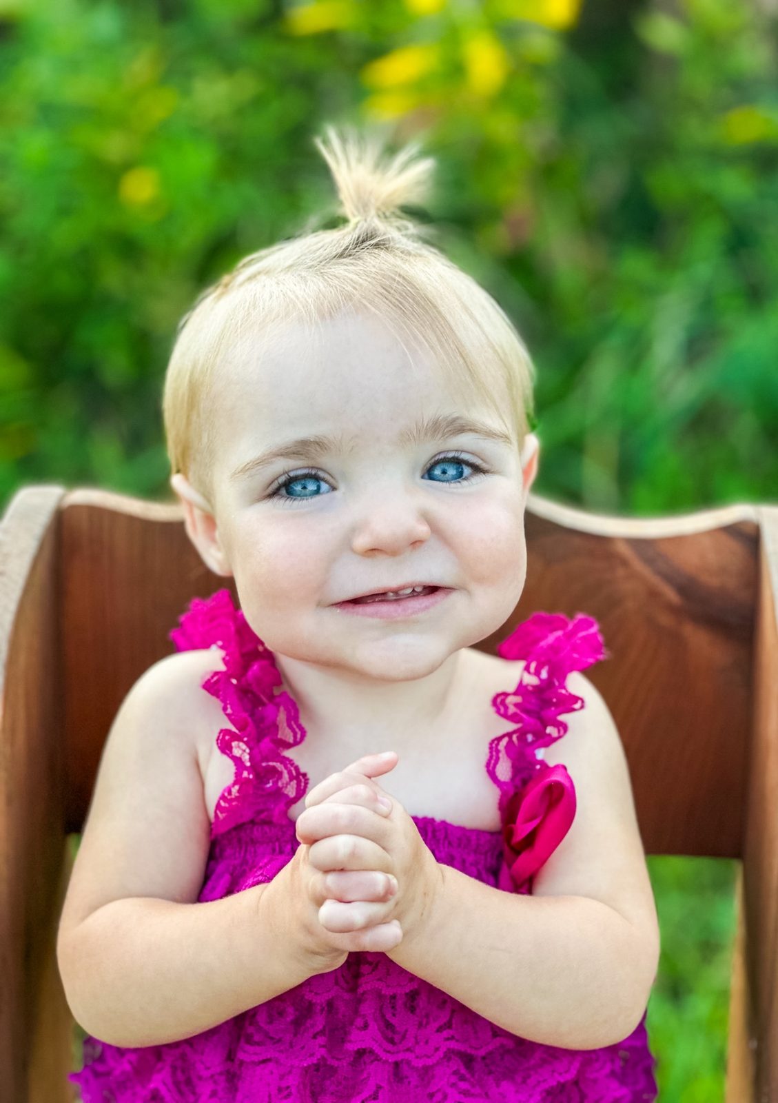 Portrait — Toddler with blue eyes